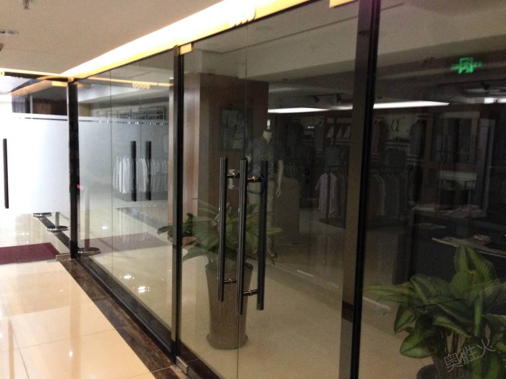 成都玻璃門價(jià)格多少錢