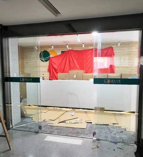 成都維修自動感應(yīng)門大概要多少錢