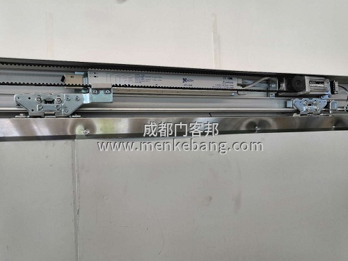 廠房不銹鋼自動門案例,廠房刷卡門禁自動門案例