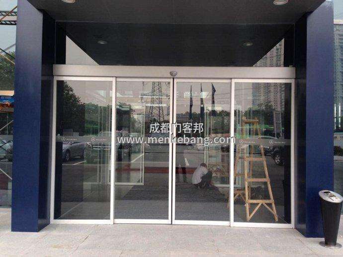 玻璃自動門突然關(guān)不了,成都上門維修自動門