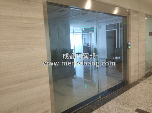 自動門維修服務,成都自動門廠家維修,玻璃自動門維修