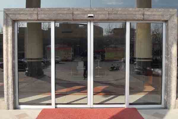 自動(dòng)門型材