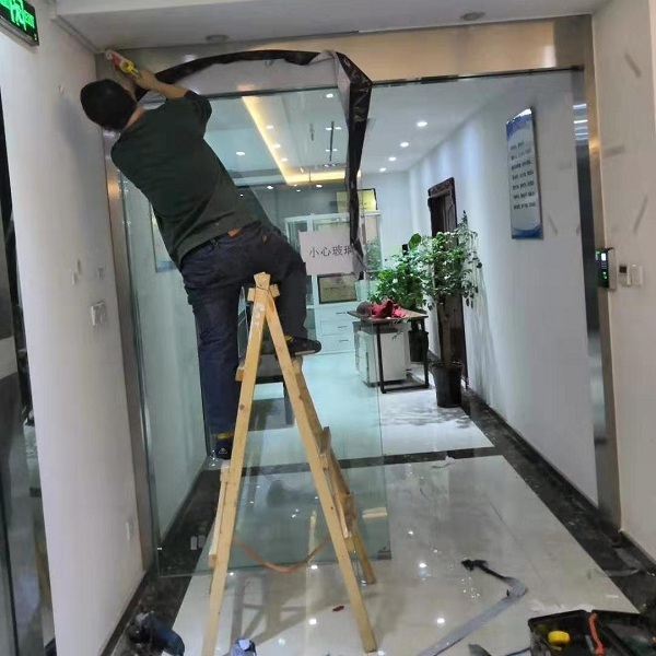 成都門禁自動門安裝案例，辦公室門禁自動門